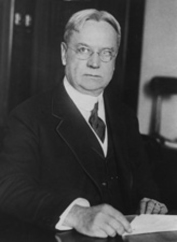 Hiram Johnson pushes for suffrage