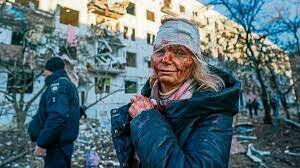 Rússia envaeix Ucraïna.