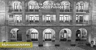 Creación de la Secretaría de Educación Pública.