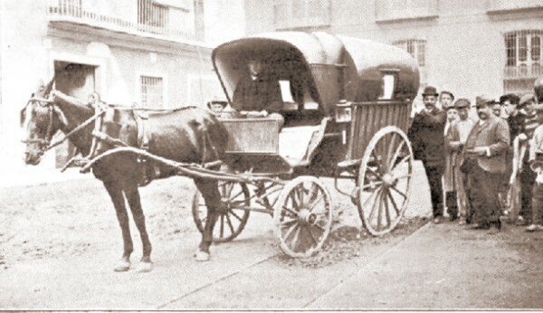 Comienza el servicio de diligencias con carruajes grandes