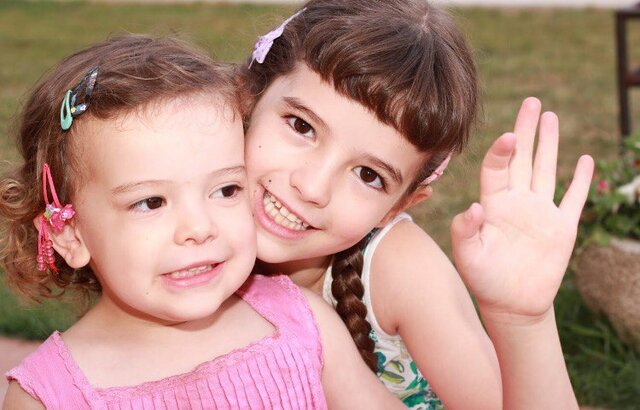 Jo i la meva germana la nit de Sant Joan