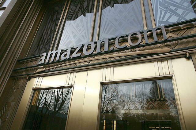 Lancement d'Amazon