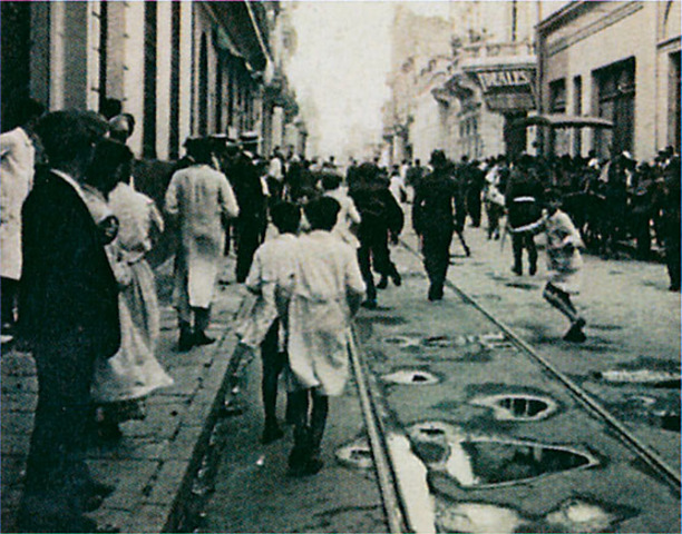 Revuelta de tejedores de seda en Lyon