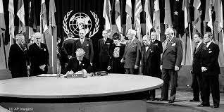 Carta Fundacional de las Naciones Unidas y acuñación del término