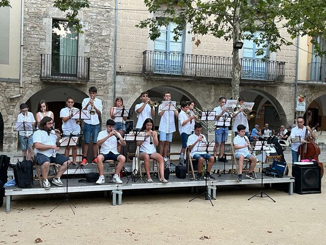 Em compro una tenora nova