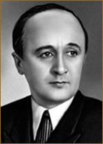 Фикрет Амиров