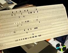 1805- Tarjetas perforadas-Joseph Marie Jacquard