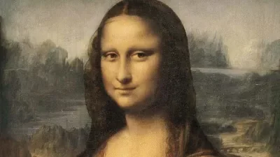 Da Vinci paints Mona Lisa