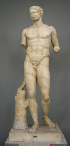 Estilo preclásico. Doríforo de Policleto.