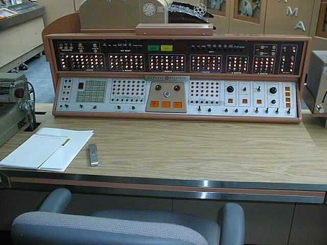 Computadora ERMA CONSOLE (1959)