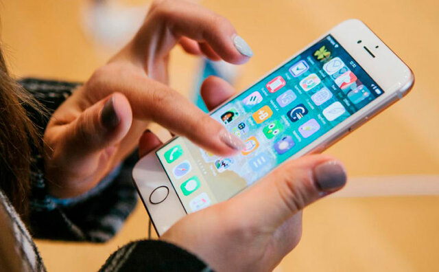 Mobil phone /Martin Cooper