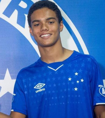 el hijo de Ronaldinho