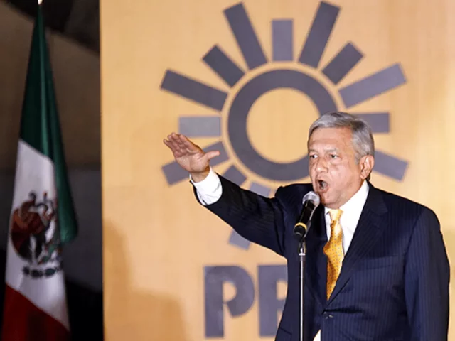 Lopez Obrador deja el PRD