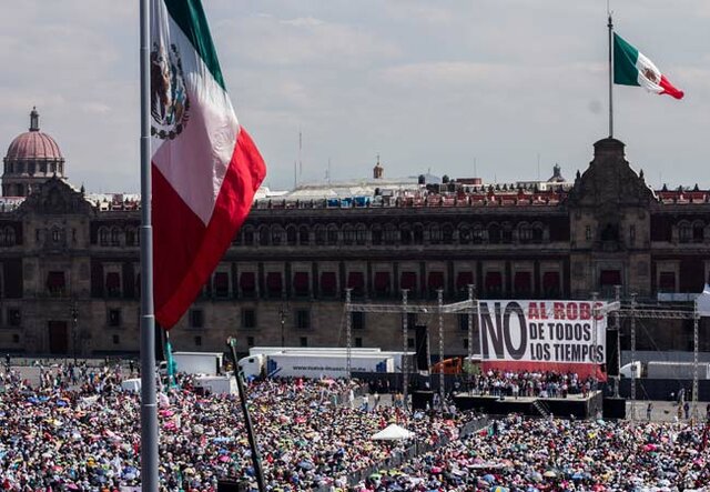 Concetración en el Zócalo de la ciudad de México