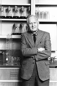 Maclyn&nbsp;McCarty&nbsp;(09/06/1911-02/01/2005)