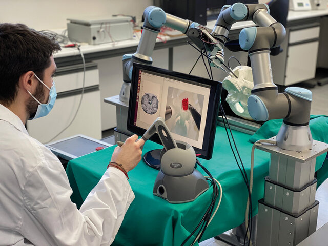 1º Uso de Robot Médico