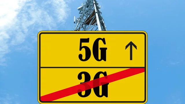 First 3G Towers Shut Down