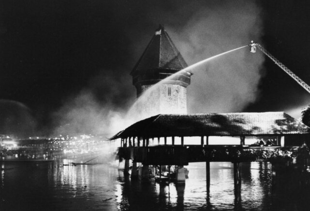 Kapellbrücke in Brand