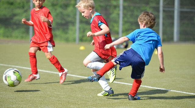 sandros erstes fussball tor