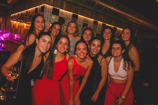 El dia que ens vam conèixer totes les de estiuet