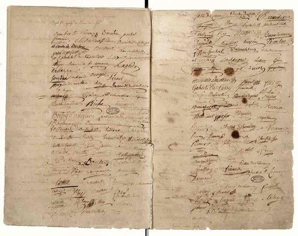 Ein ny demokratisk grunnlov vedtatt