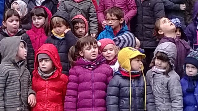 Cantada tota l'escola a la Bisbal