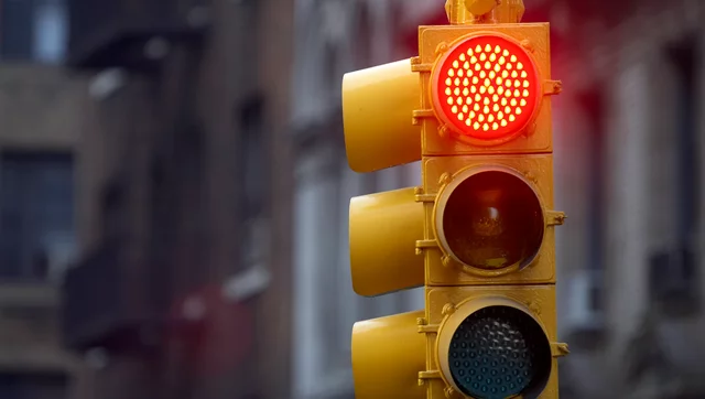 The Invention Of Modern Traffic Lights
