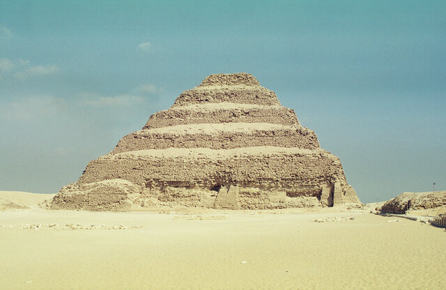 Den første pyramiden