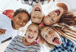 2017 Fiscalía avanza en nuevo enfoque para impulsar investigaciones por actos de racismo, discriminación y hostigamiento.