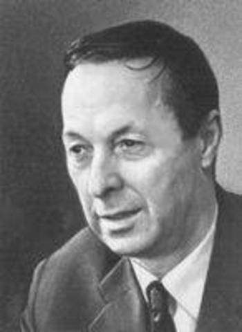 Актер Эскола Антс начала работать в театре