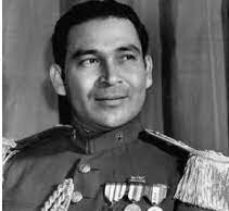 La Revolución cubana derrota al gobierno del dictador Fulgencio Batista