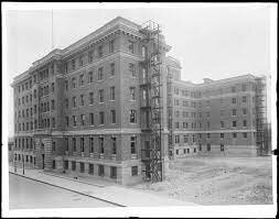 Se crea la unidad infantil en el Hospital Bellevue de la ciudad de Nueva York.