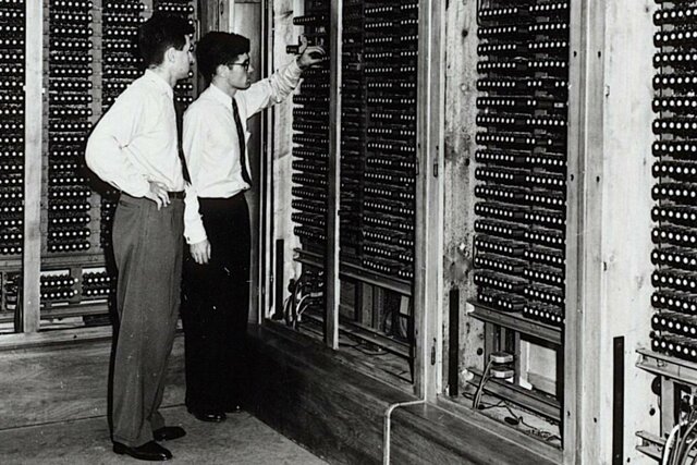 La primera Computadora digital electronica