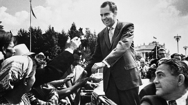 Richard Nixon visitrs the USSR