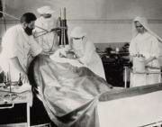 Primera cirugía de trasplante en seres humanos