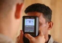 Escáner de retina portátil