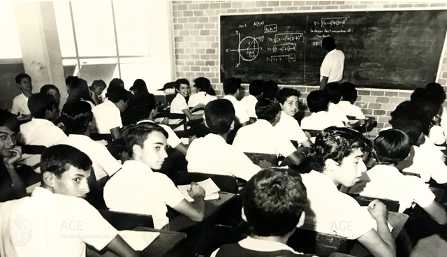 Se elevó a rango constitucional la obligación del Estado de impartir educación secundaria de manera gratuita.