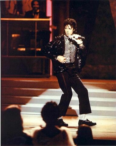 Michael Jackson Moonwalks for the First Time