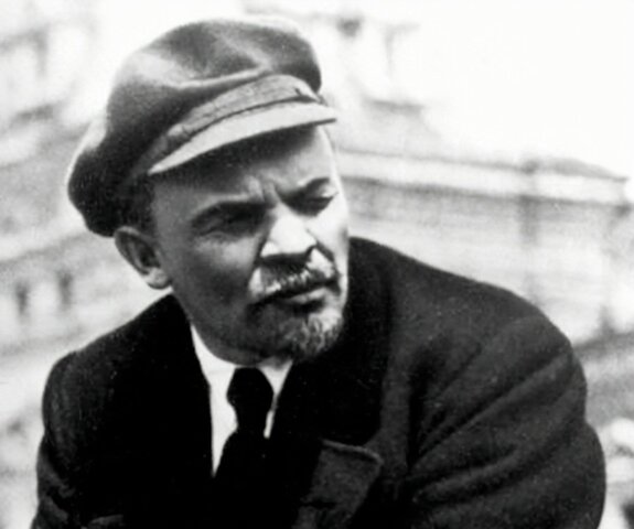 Vladimir Lenin's Exile: 1895 - 1898