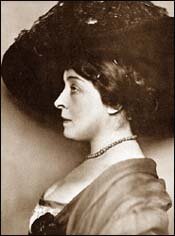 Megismeri Diósyné Brüll Adélt