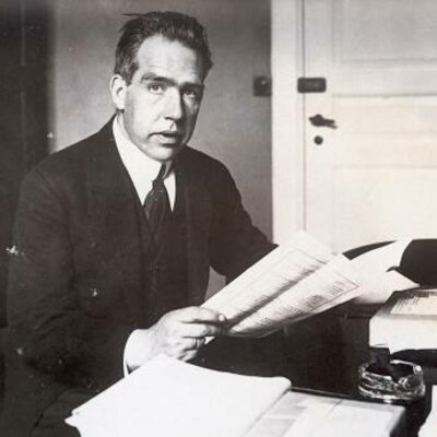 Timeline: Niels Bohr