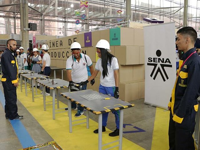 TITULOS SIMULTANEAOS EN EL SERVICIO NACIONAL DE APRENDIZAJE