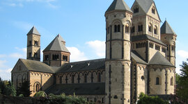 Timeline: Razvoj Rimokatoliška cerkve v srednjem veku