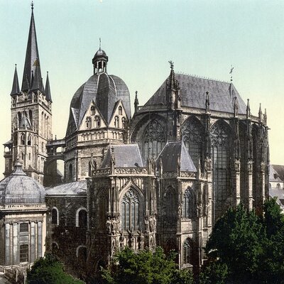 Timeline: Razvoj rimokatoliške cerkve v srednjem veku