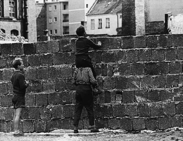 Berlinmuren - delingen av Tyskland
