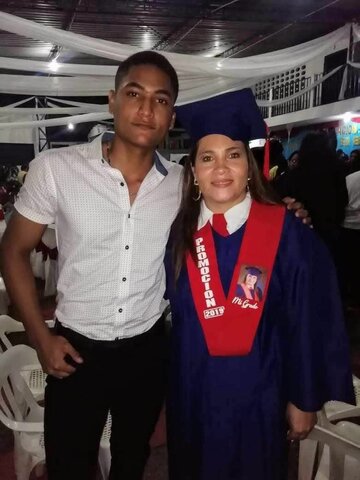GRADUACIÓN DE MI MAMÁ