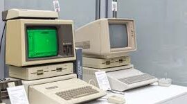 Timeline: linea del tempo sulla storia del informatica e internet