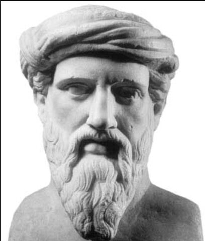 Nació cerca de 569 AC en Samos, Jonia, y murió cerca de 475 AC. Pitágoras de Samos es descrito frecuentemente como el primer matemático puro.