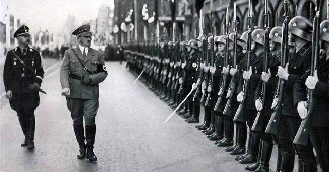 Crisis de la Democracia y ascenso de los Fascismos.