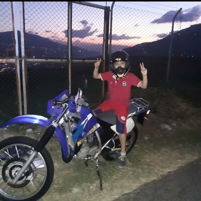 Timeline: ESTEBAN GONZALEZ 8:B